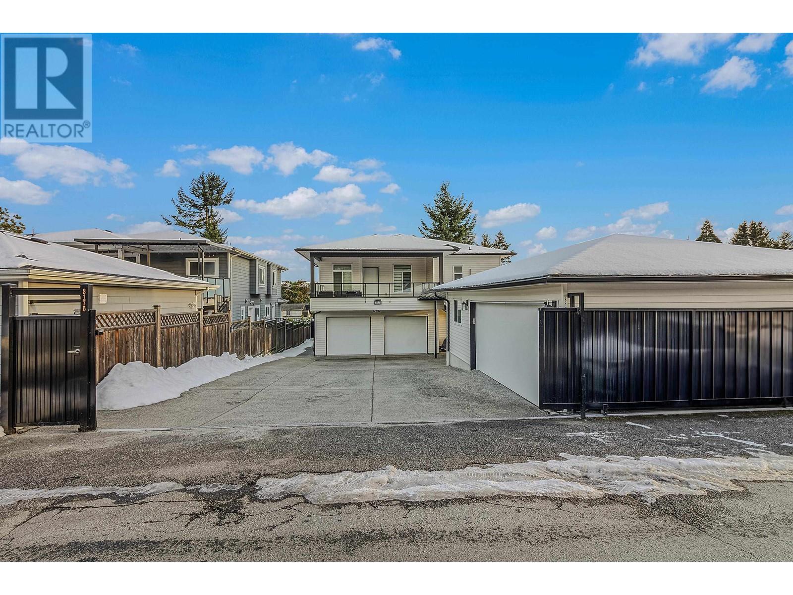 8175 10th Avenue, Burnaby, British Columbia  V3N 2S5 - Photo 28 - R2969377