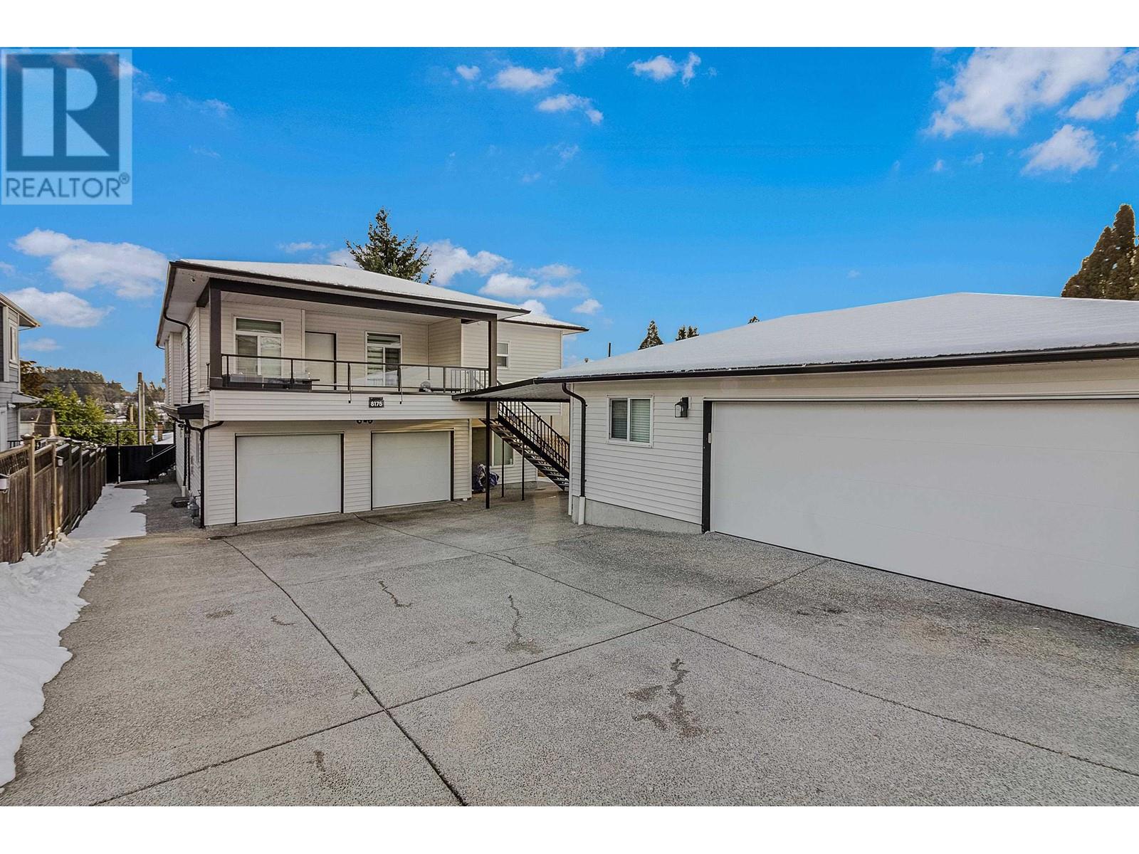 8175 10th Avenue, Burnaby, British Columbia  V3N 2S5 - Photo 14 - R2969377