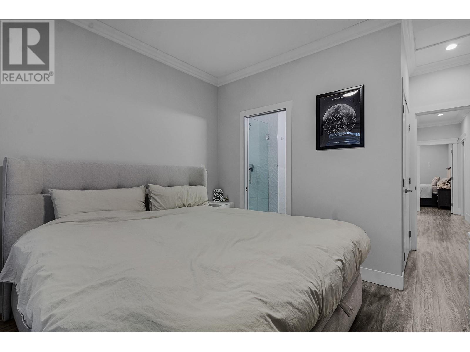 8175 10th Avenue, Burnaby, British Columbia  V3N 2S5 - Photo 30 - R2969377