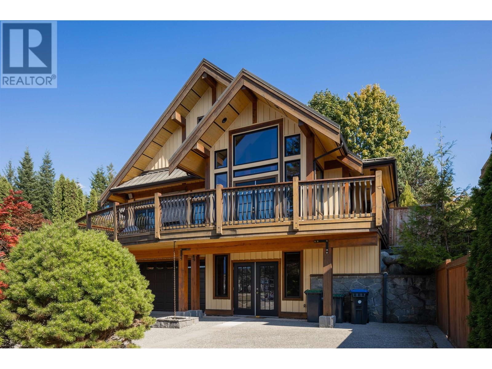 Property at 1072 JAY CRESCENT image 1