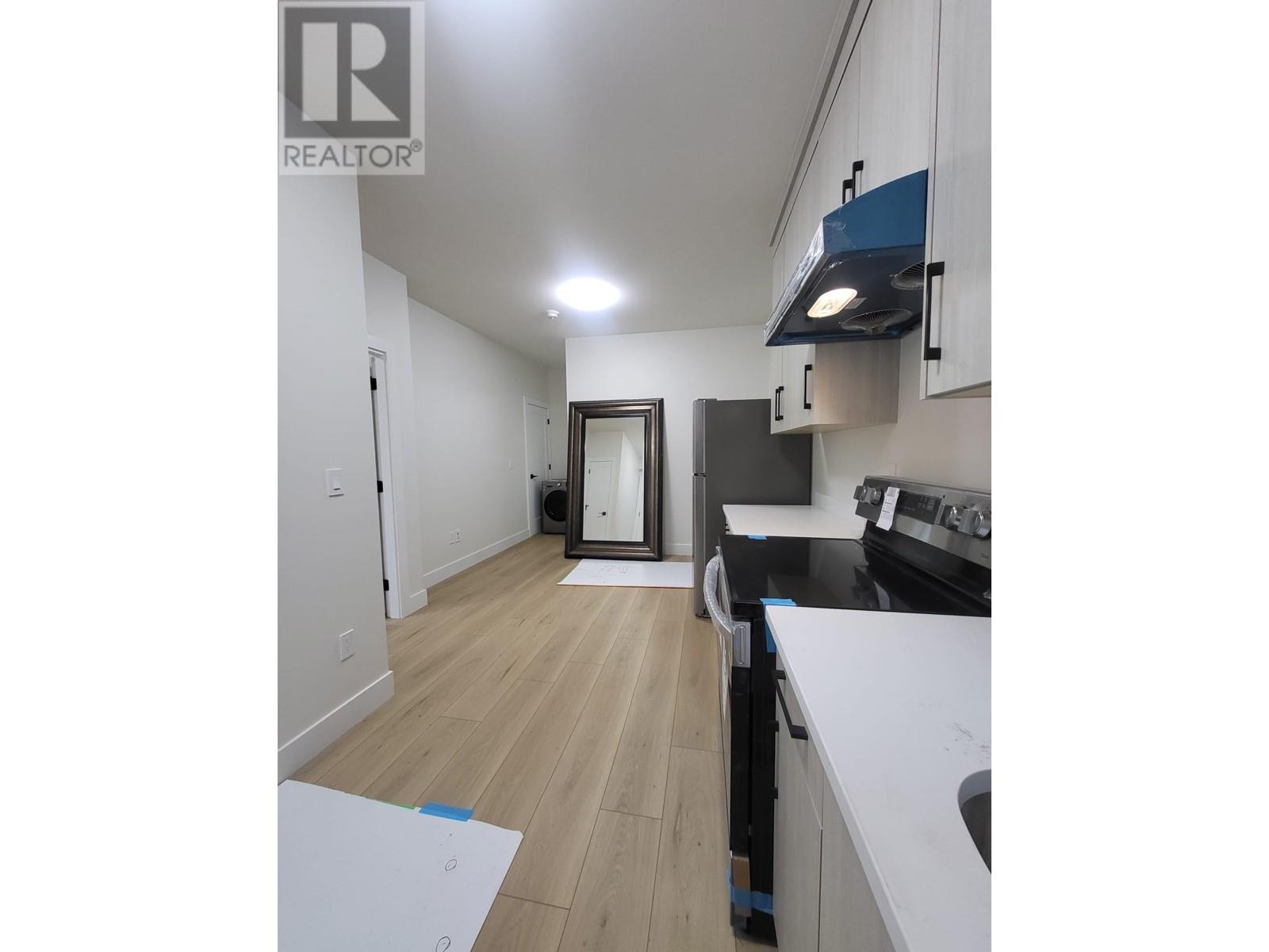1 Bed Suite 7542 Lindrick Court, Burnaby, British Columbia  V5A 3Y5 - Photo 6 - R2952570