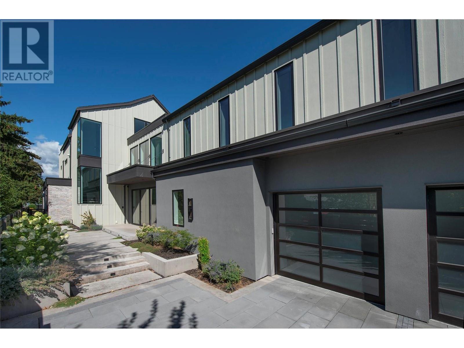 2530 Abbott Street, Kelowna, British Columbia  V1Y 1G2 - Photo 10 - 10336238