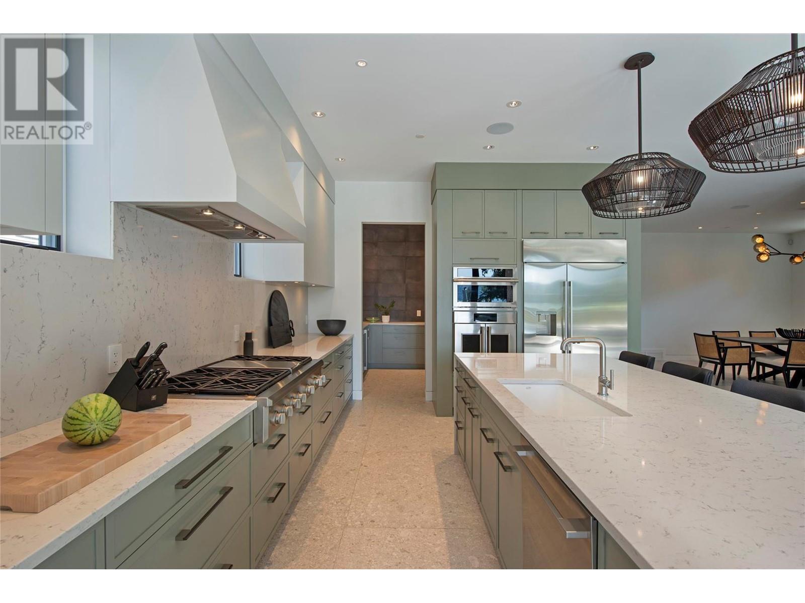2530 Abbott Street, Kelowna, British Columbia  V1Y 1G2 - Photo 21 - 10336238