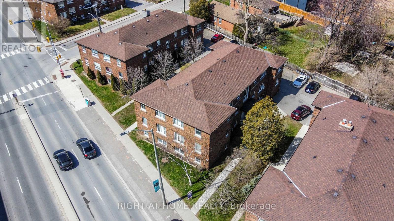 10 - 340 Lakeshore Road W, Mississauga, Ontario  L5H 1H1 - Photo 16 - W11979862