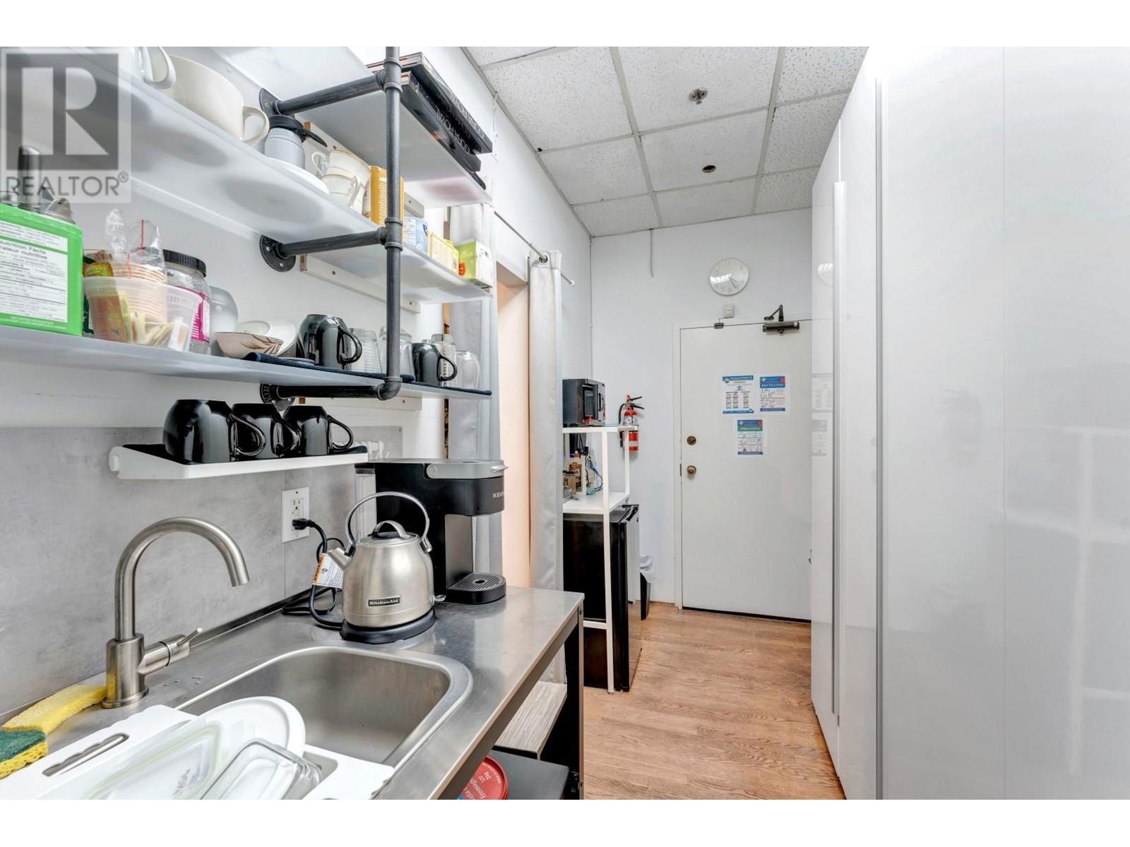 2439 Granville Street, Vancouver, British Columbia  V6H 3G5 - Photo 5 - C8066770