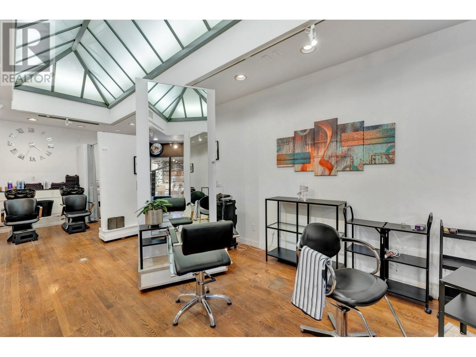 2439 Granville Street, Vancouver, British Columbia  V6H 3G5 - Photo 10 - C8066770