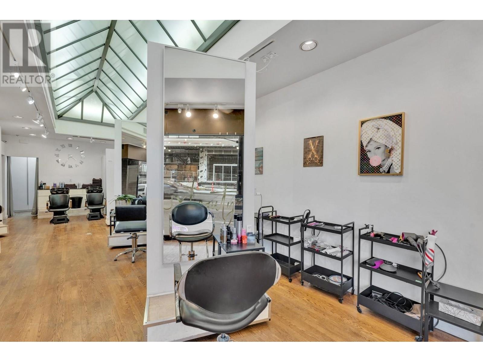 2439 Granville Street, Vancouver, British Columbia  V6H 3G5 - Photo 14 - C8066770