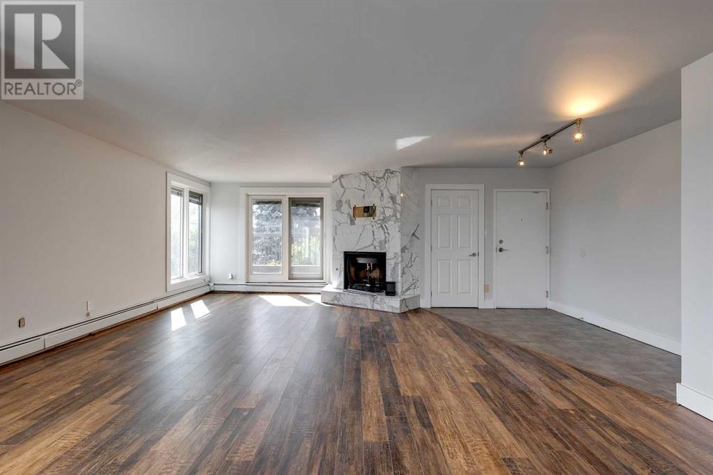 Property at 303, 350 4 Avenue NE image 2
