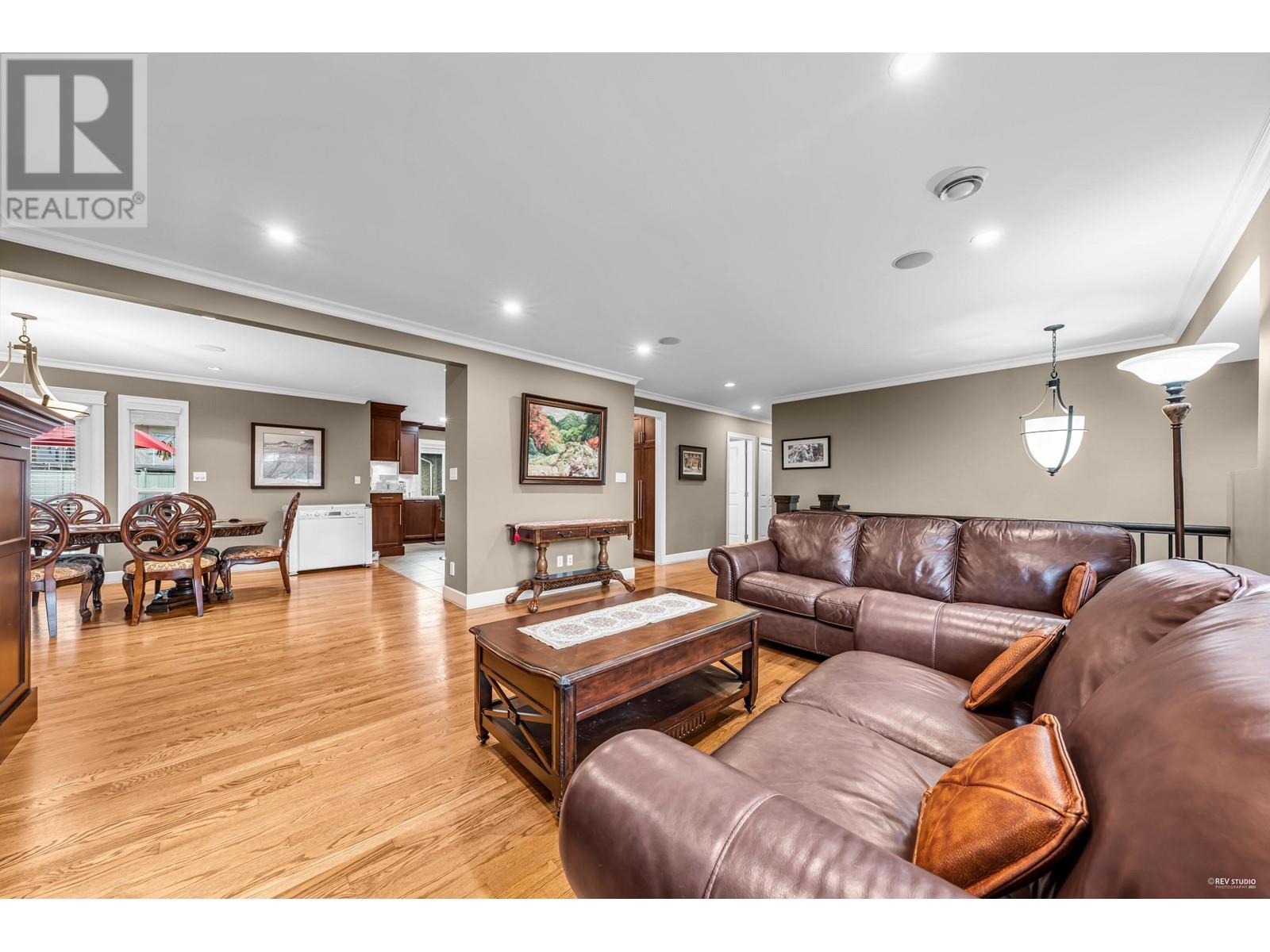 6365 Grant Street, Burnaby, British Columbia  V5B 2K7 - Photo 6 - R2969383