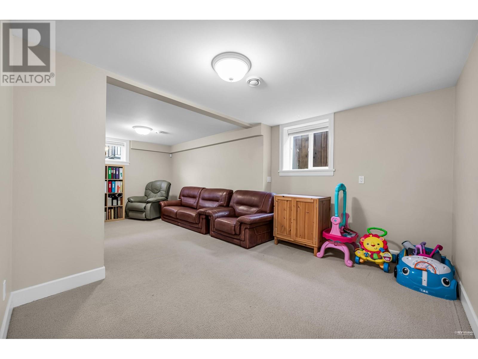 6365 Grant Street, Burnaby, British Columbia  V5B 2K7 - Photo 29 - R2969383