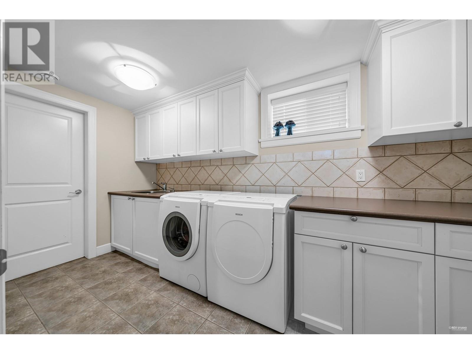 6365 Grant Street, Burnaby, British Columbia  V5B 2K7 - Photo 28 - R2969383