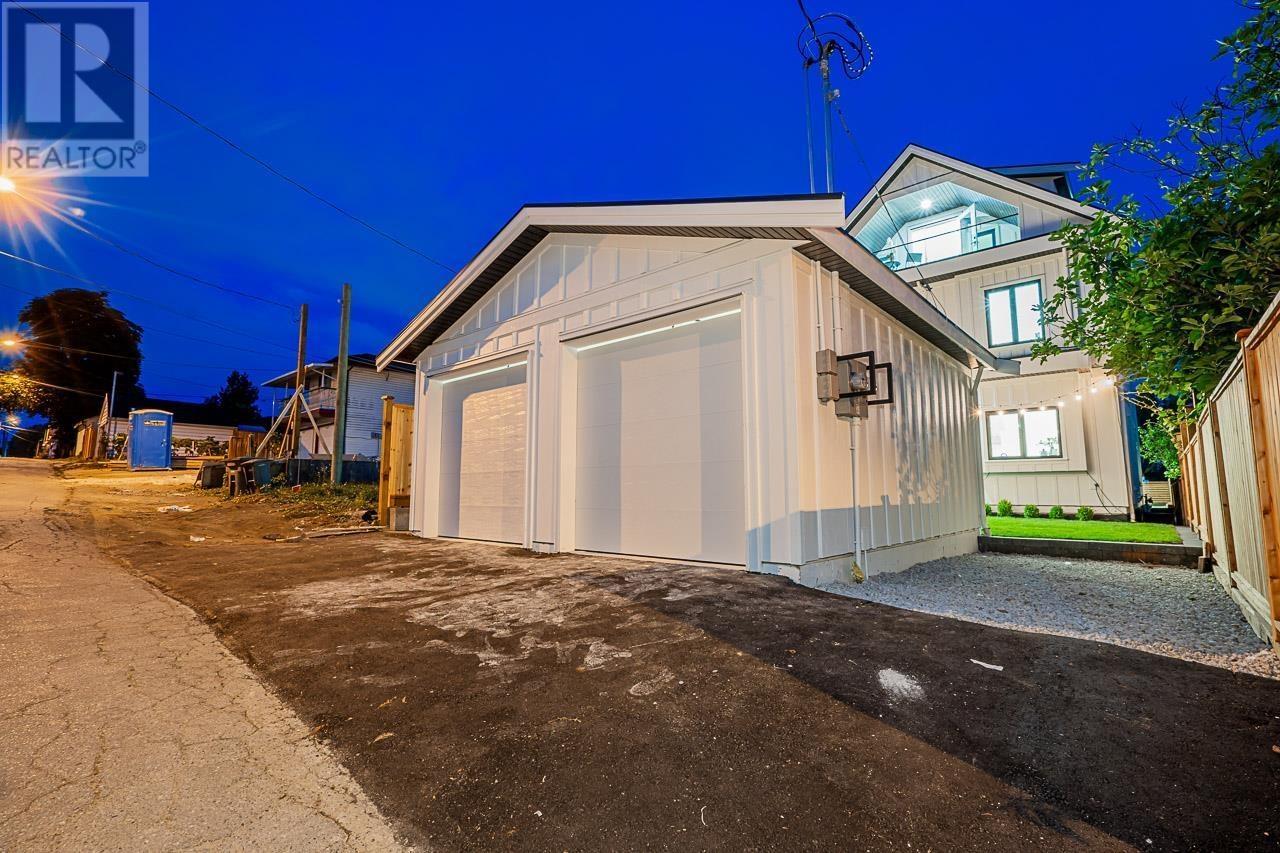 Listing Picture 39 of 39 : 1 1275 ROSSLAND STREET, Vancouver / 溫哥華 - 魯藝地產 Yvonne Lu Group - MLS Medallion Club Member