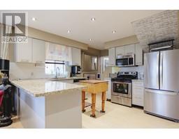 555 EAST COLUMBIA STREET, New Westminster, British Columbia