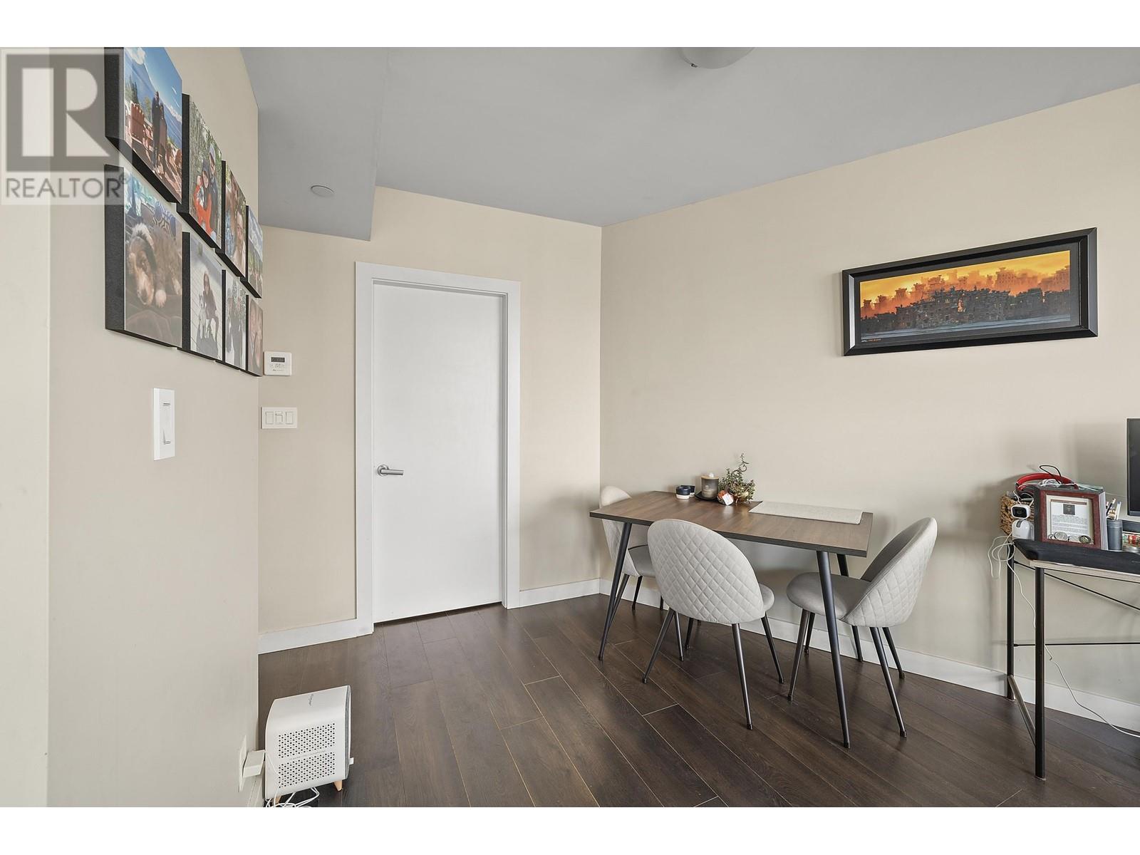 Listing Picture 9 of 28 : 1915 1618 QUEBEC STREET, Vancouver / 溫哥華 - 魯藝地產 Yvonne Lu Group - MLS Medallion Club Member