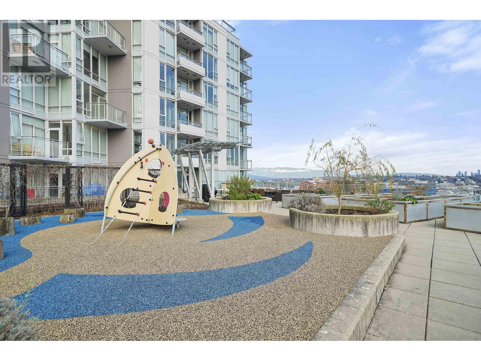 Listing Picture 23 of 28 : 1915 1618 QUEBEC STREET, Vancouver / 溫哥華 - 魯藝地產 Yvonne Lu Group - MLS Medallion Club Member