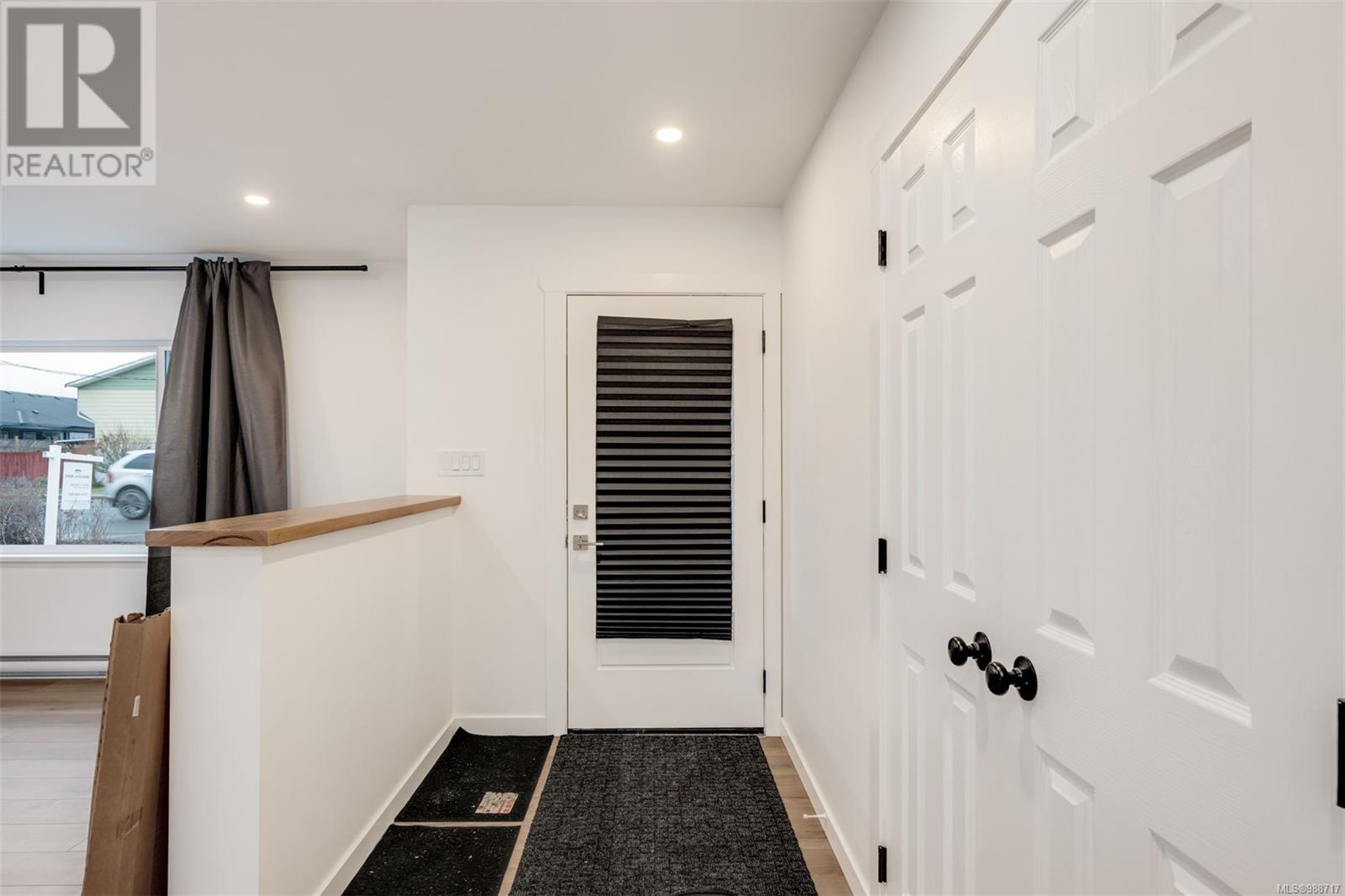 Property at 1000 Trunk Rd image 3