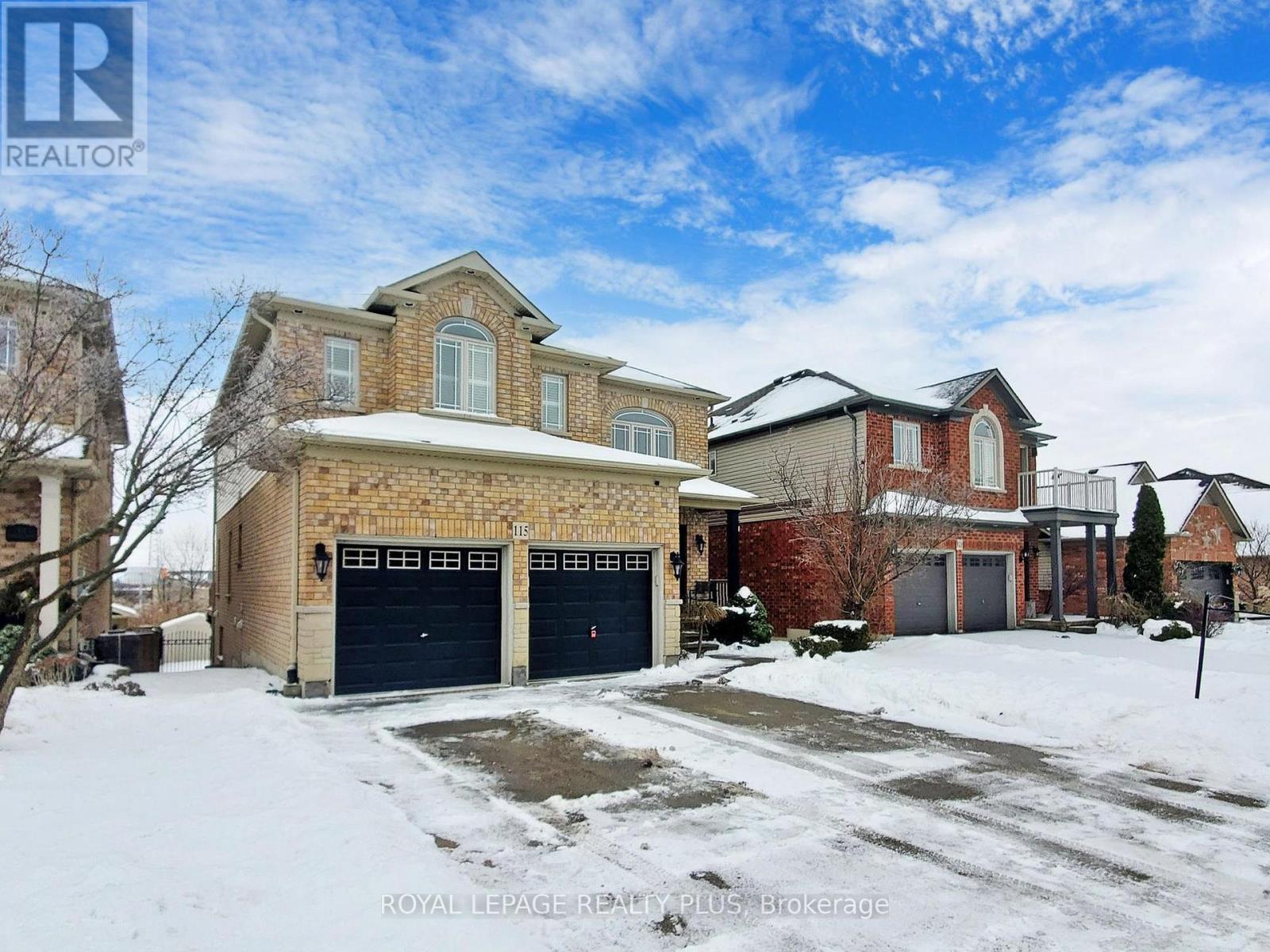 115 CANDLEWOOD DRIVE, Hamilton, Ontario