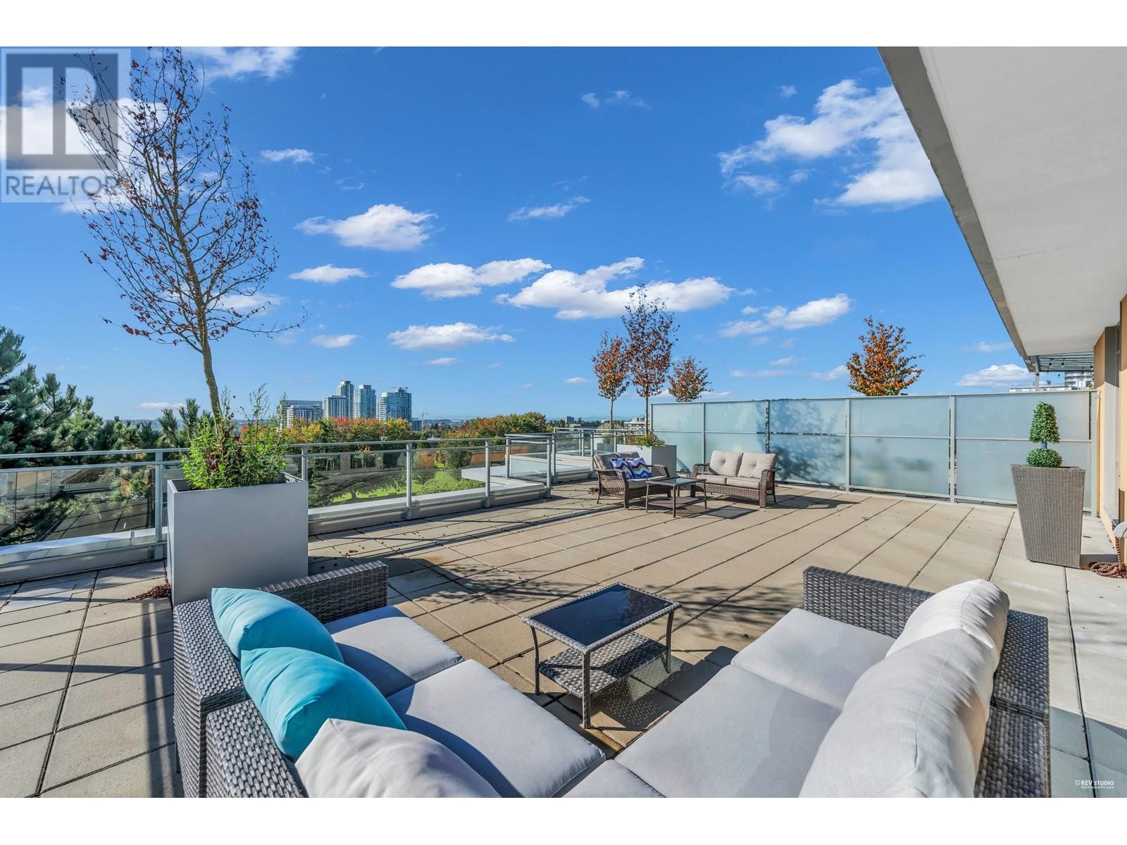 Listing Picture 8 of 39 : 703 389 W 59TH AVENUE, Vancouver / 溫哥華 - 魯藝地產 Yvonne Lu Group - MLS Medallion Club Member