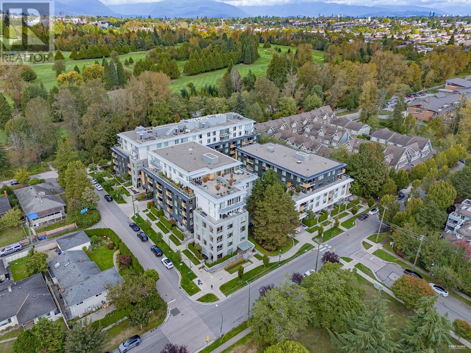 Listing Picture 2 of 39 : 703 389 W 59TH AVENUE, Vancouver / 溫哥華 - 魯藝地產 Yvonne Lu Group - MLS Medallion Club Member