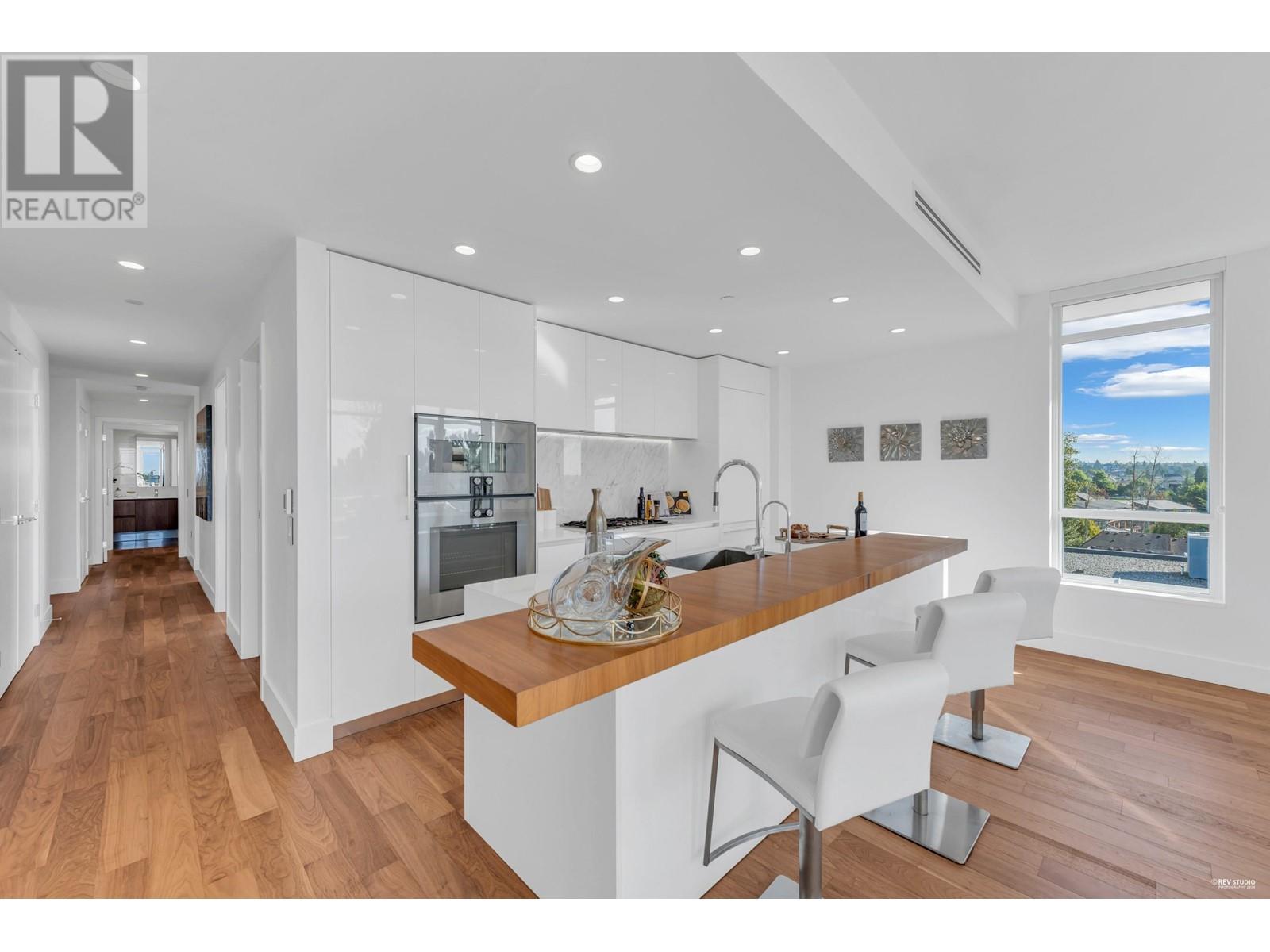 Listing Picture 17 of 39 : 703 389 W 59TH AVENUE, Vancouver / 溫哥華 - 魯藝地產 Yvonne Lu Group - MLS Medallion Club Member