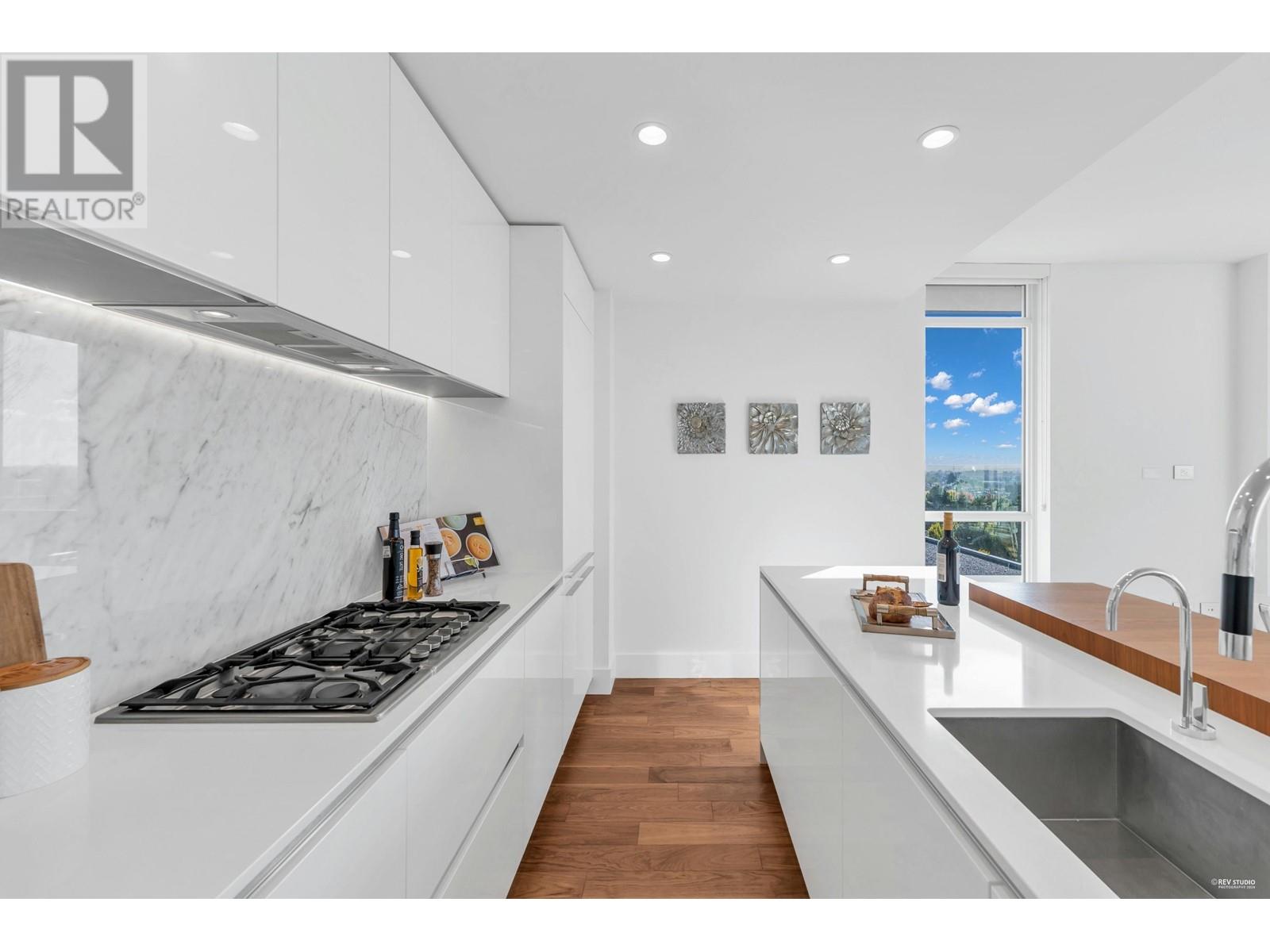 Listing Picture 21 of 39 : 703 389 W 59TH AVENUE, Vancouver / 溫哥華 - 魯藝地產 Yvonne Lu Group - MLS Medallion Club Member