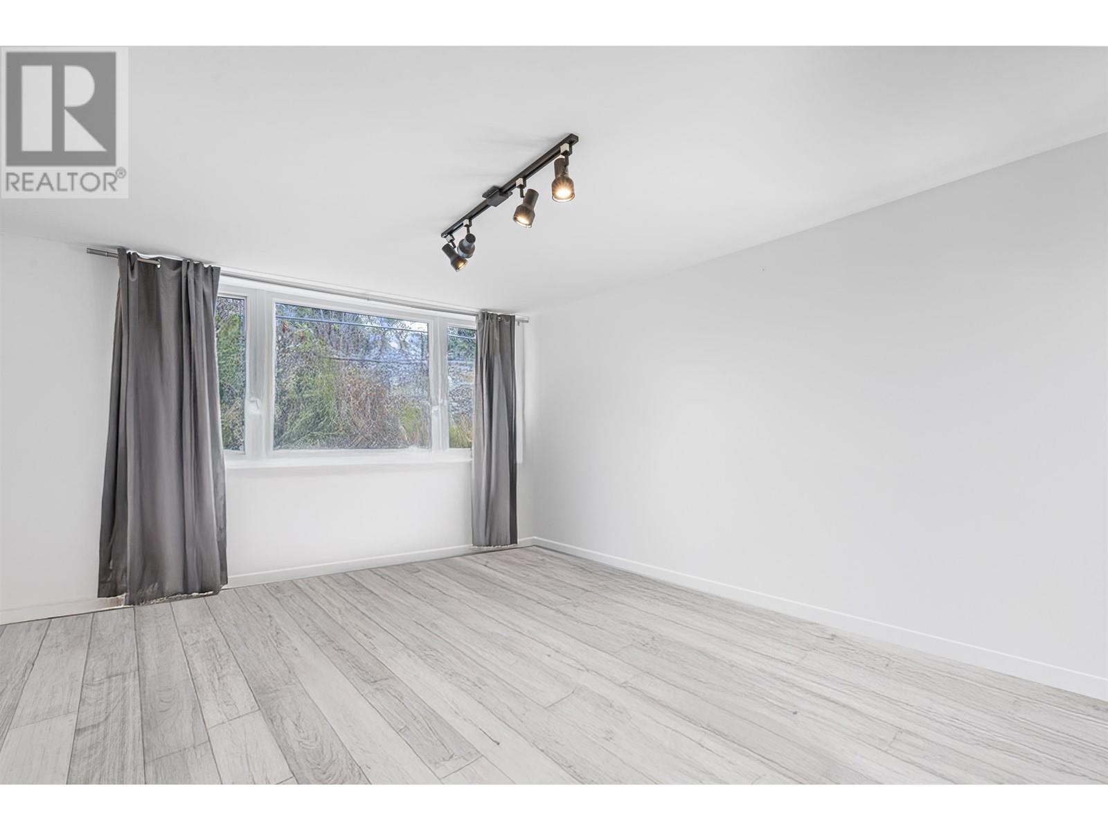 4215 Evergreen Avenue, West Vancouver, British Columbia  V7V 1H2 - Photo 36 - R2954766