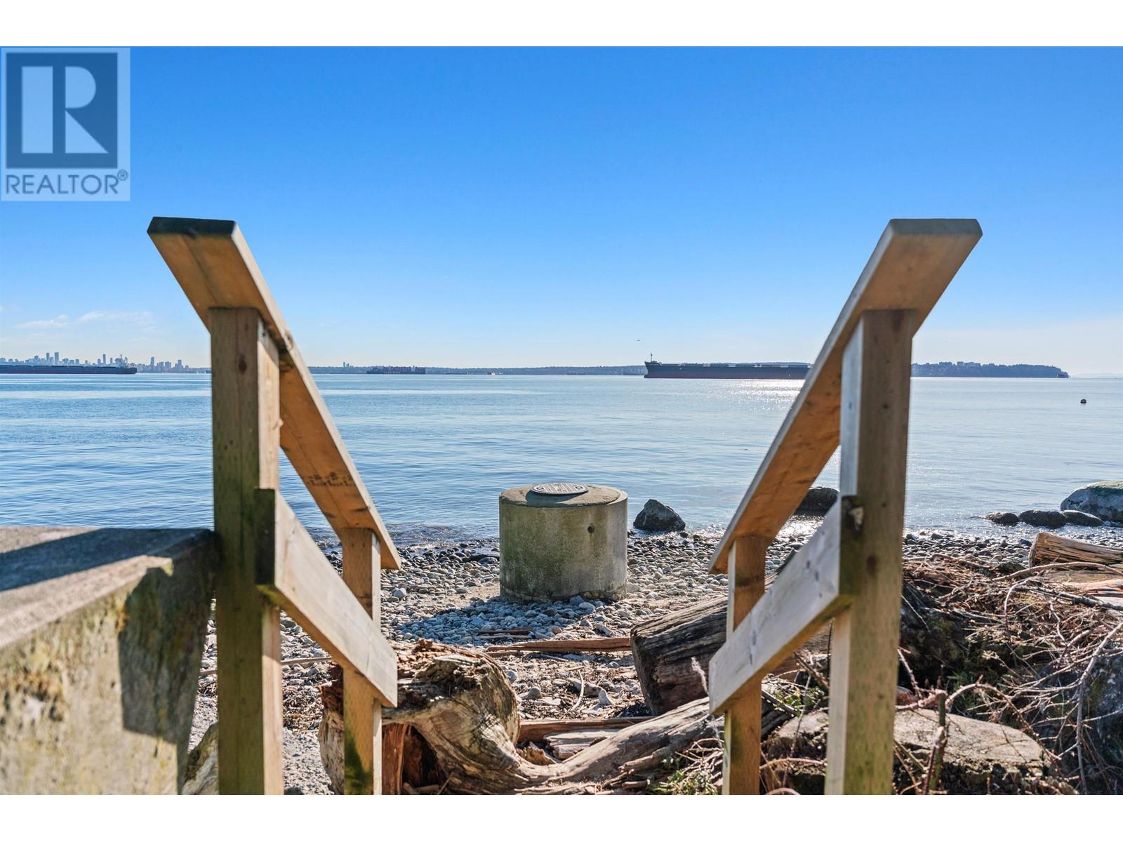 4215 Evergreen Avenue, West Vancouver, British Columbia  V7V 1H2 - Photo 39 - R2954766