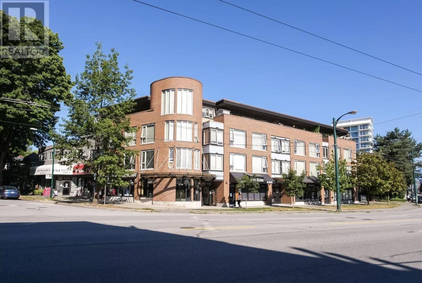 202 3089 OAK STREET, vancouver, British Columbia