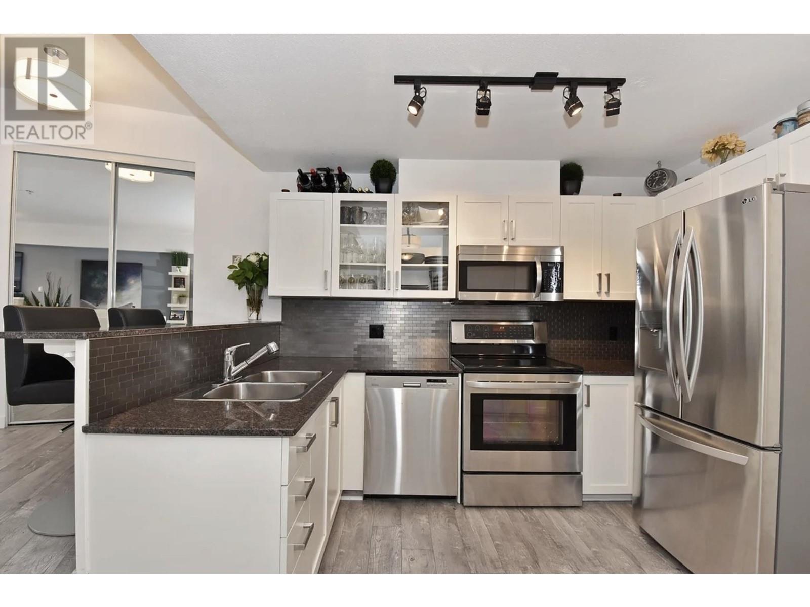 202 3089 Oak Street, Vancouver, British Columbia  V6H 2K8 - Photo 6 - R2969426
