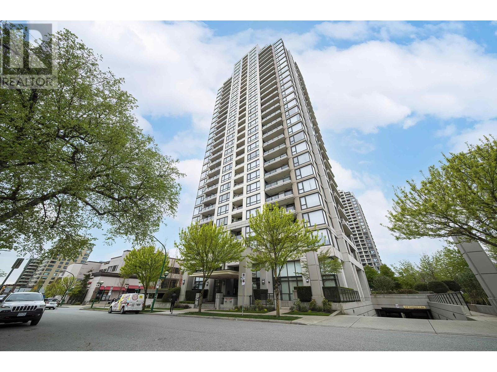 Listing Picture 2 of 40 : 906 7063 HALL AVE, Burnaby / 本拿比 - 魯藝地產 Yvonne Lu Group - MLS Medallion Club Member