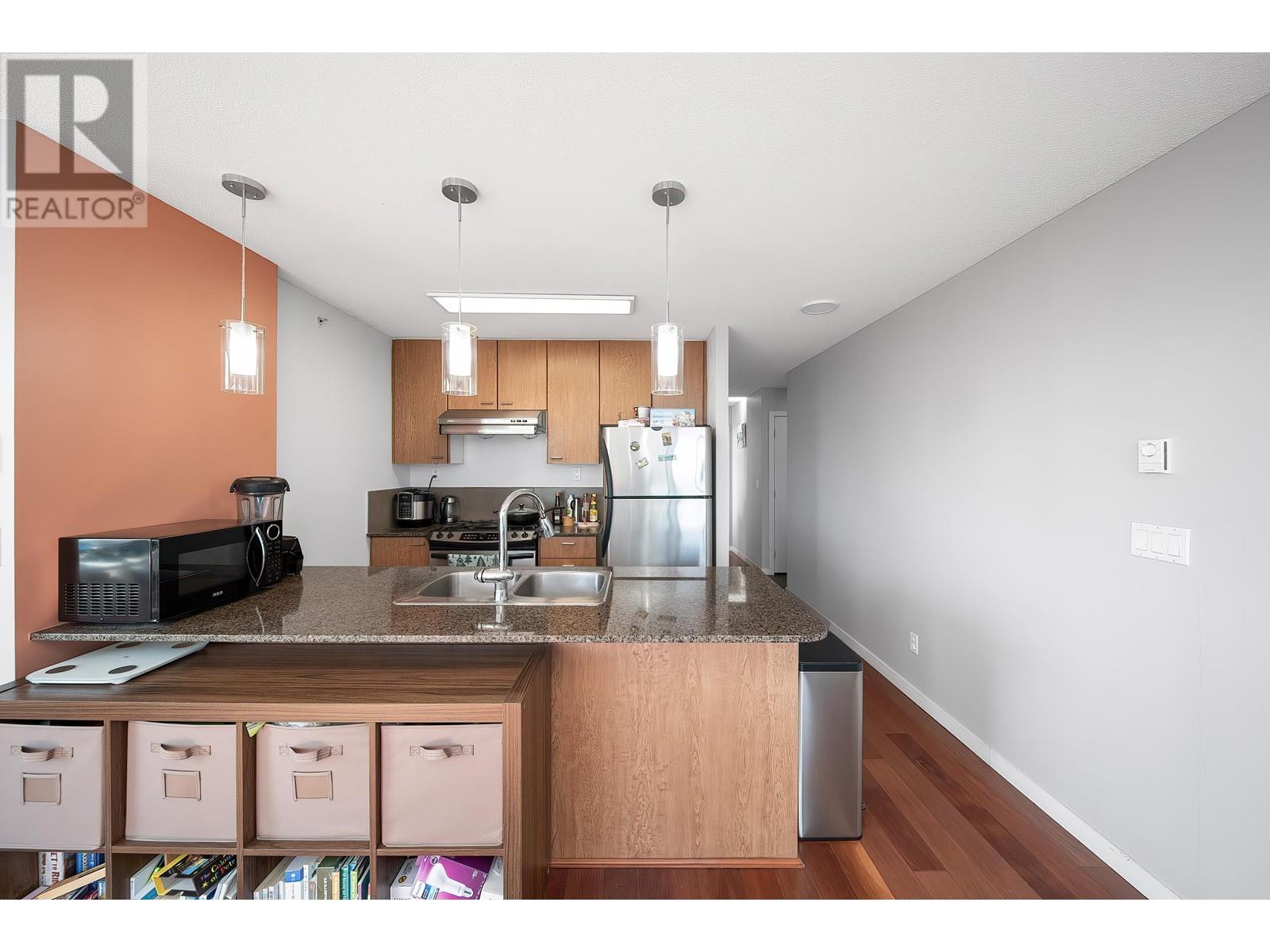Listing Picture 9 of 40 : 906 7063 HALL AVE, Burnaby / 本拿比 - 魯藝地產 Yvonne Lu Group - MLS Medallion Club Member