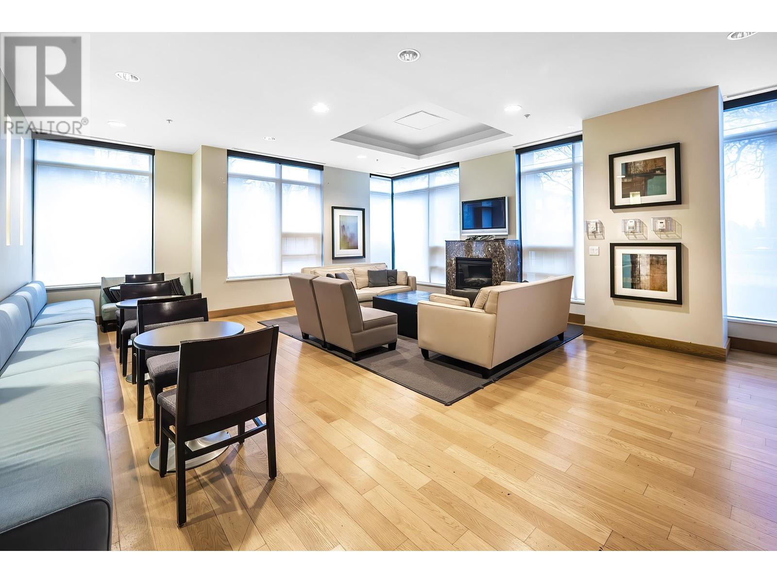 Listing Picture 26 of 40 : 906 7063 HALL AVE, Burnaby / 本拿比 - 魯藝地產 Yvonne Lu Group - MLS Medallion Club Member
