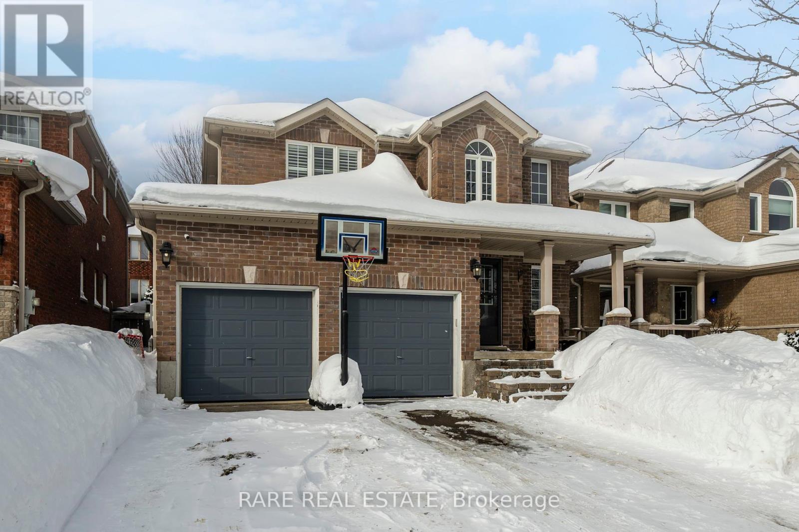 46 SOVEREIGN'S GATE, Barrie, Ontario