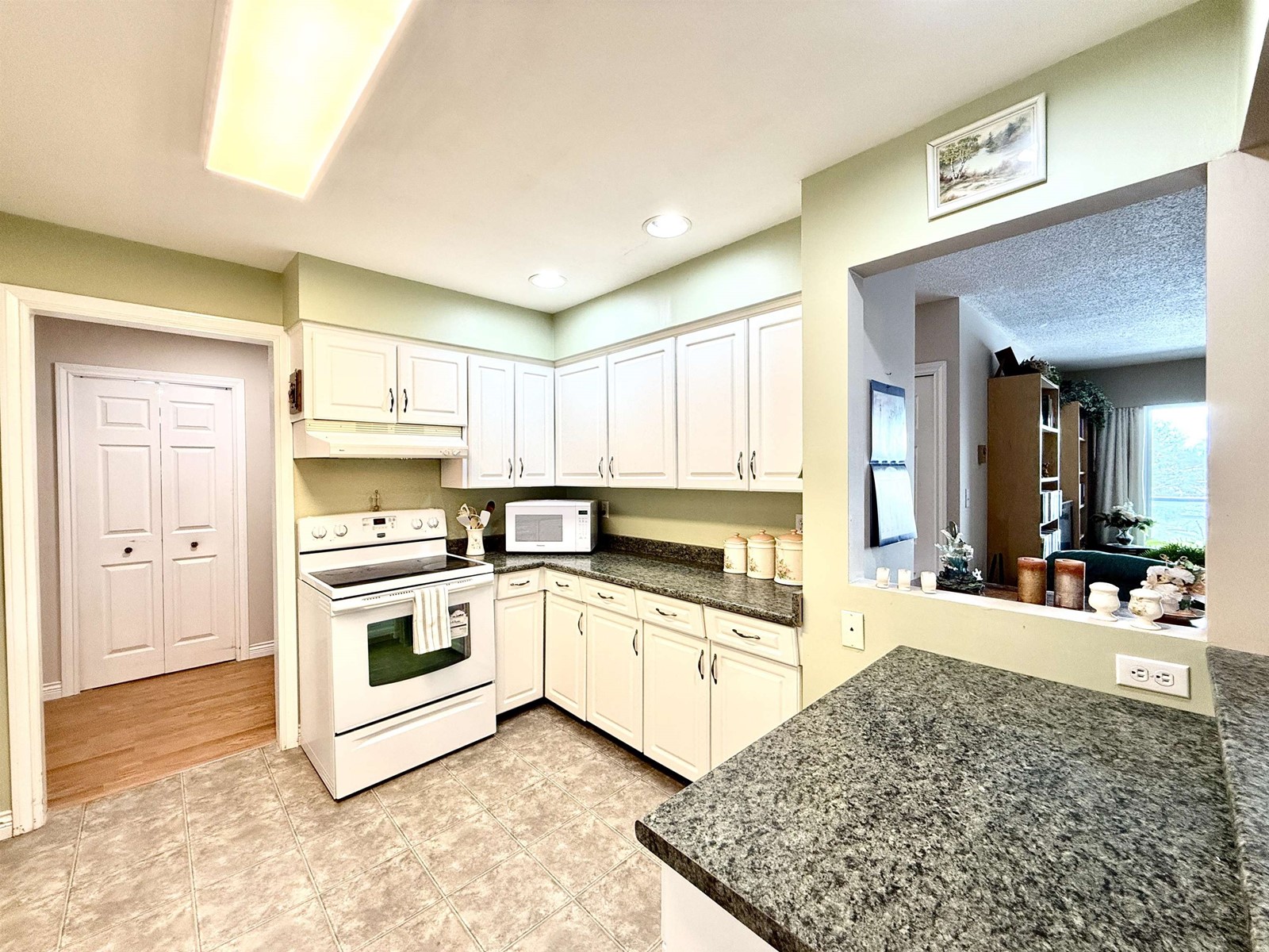 204 32040 Peardonville Road, Abbotsford, British Columbia  V2T 6N8 - Photo 6 - R2968638