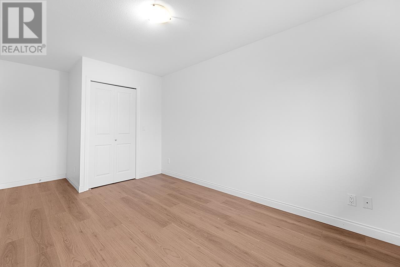 Listing Picture 15 of 27 : 1 8311 NO. 2 ROAD, Richmond / 烈治文 - 魯藝地產 Yvonne Lu Group - MLS Medallion Club Member
