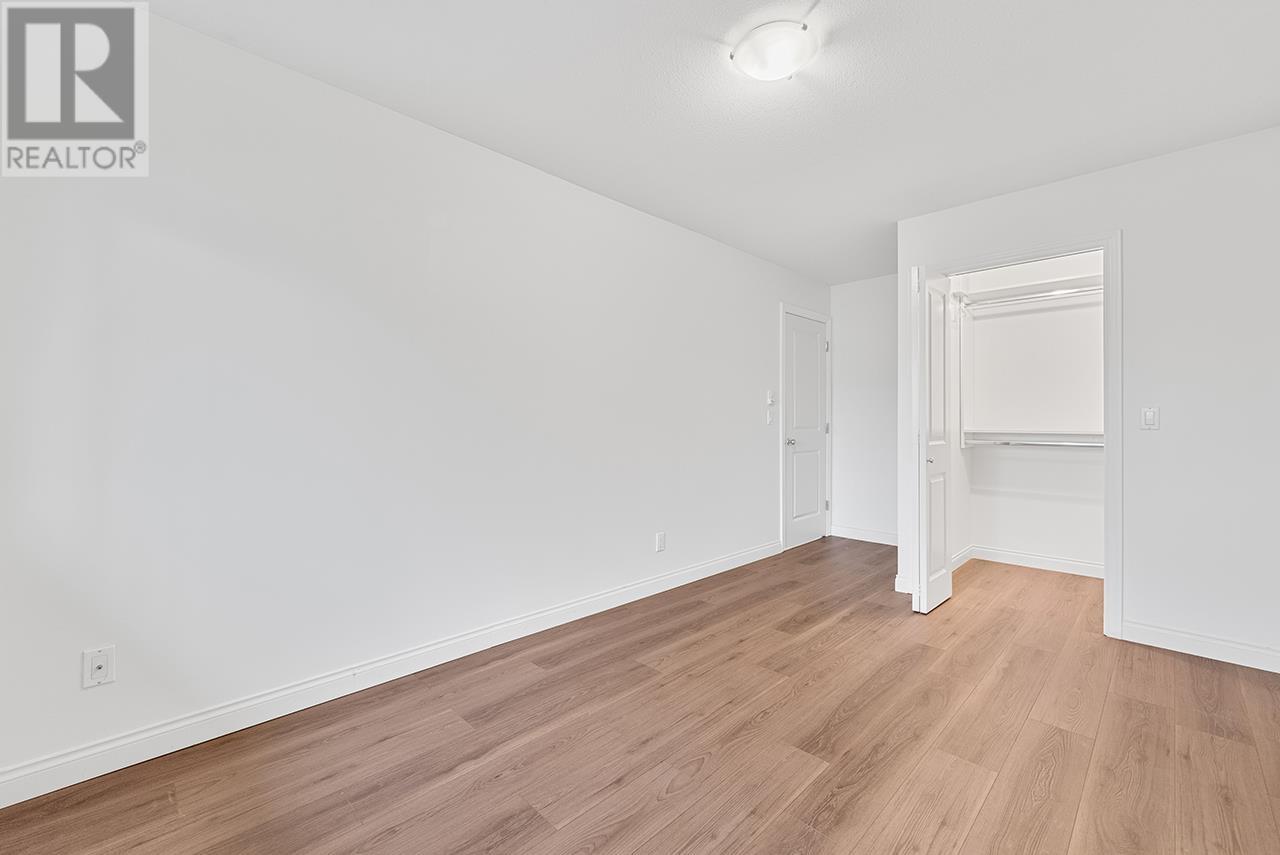 Listing Picture 16 of 27 : 1 8311 NO. 2 ROAD, Richmond / 烈治文 - 魯藝地產 Yvonne Lu Group - MLS Medallion Club Member