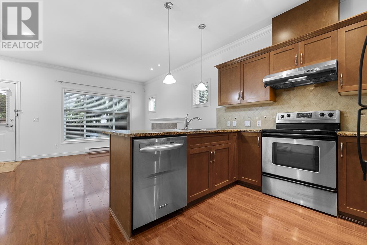 Listing Picture 8 of 27 : 1 8311 NO. 2 ROAD, Richmond / 烈治文 - 魯藝地產 Yvonne Lu Group - MLS Medallion Club Member