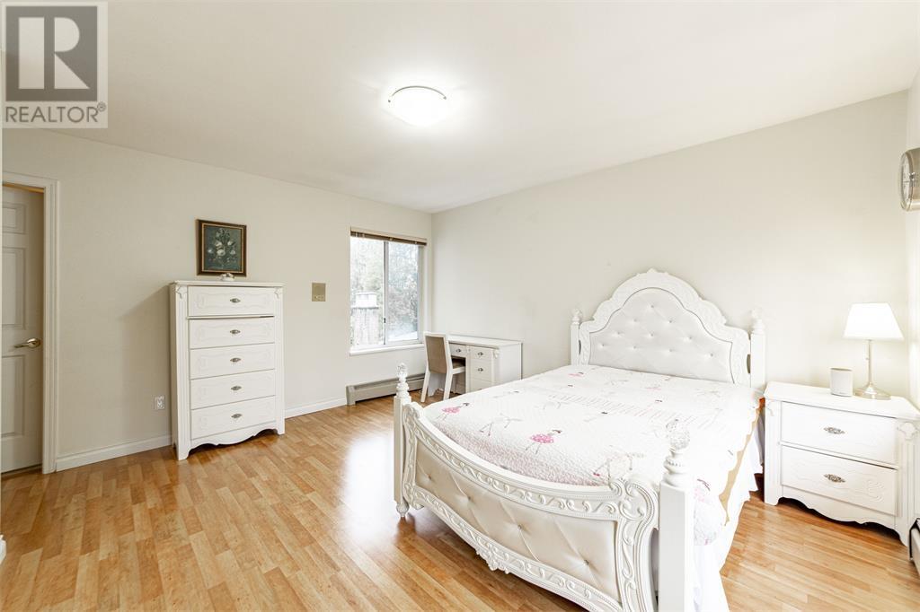 5843 Carson Street, Burnaby, British Columbia  V5J 2Z7 - Photo 28 - R2969508