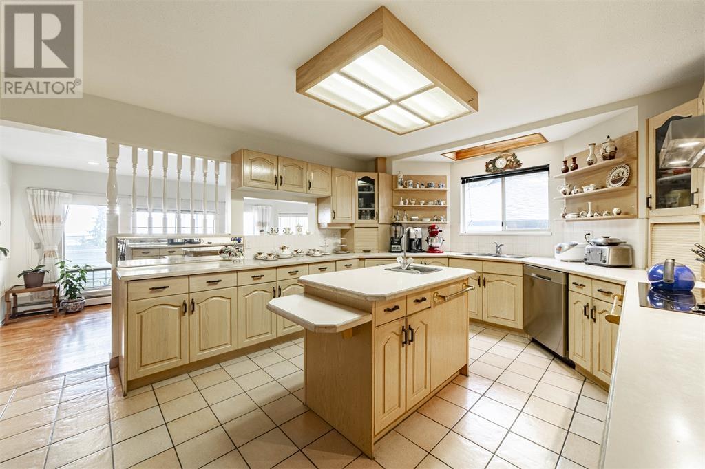 5843 Carson Street, Burnaby, British Columbia  V5J 2Z7 - Photo 10 - R2969508