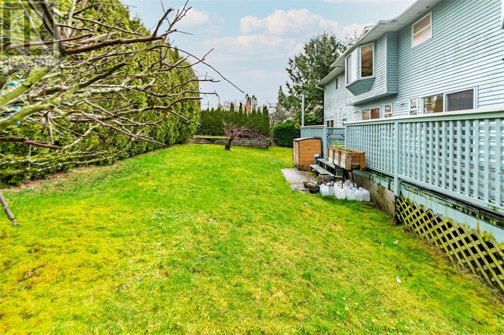 5843 Carson Street, Burnaby, British Columbia  V5J 2Z7 - Photo 38 - R2969508