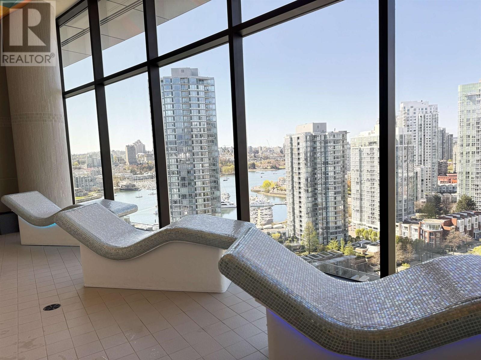 Listing Picture 9 of 20 : 1755 38 SMITHE STREET, Vancouver / 溫哥華 - 魯藝地產 Yvonne Lu Group - MLS Medallion Club Member