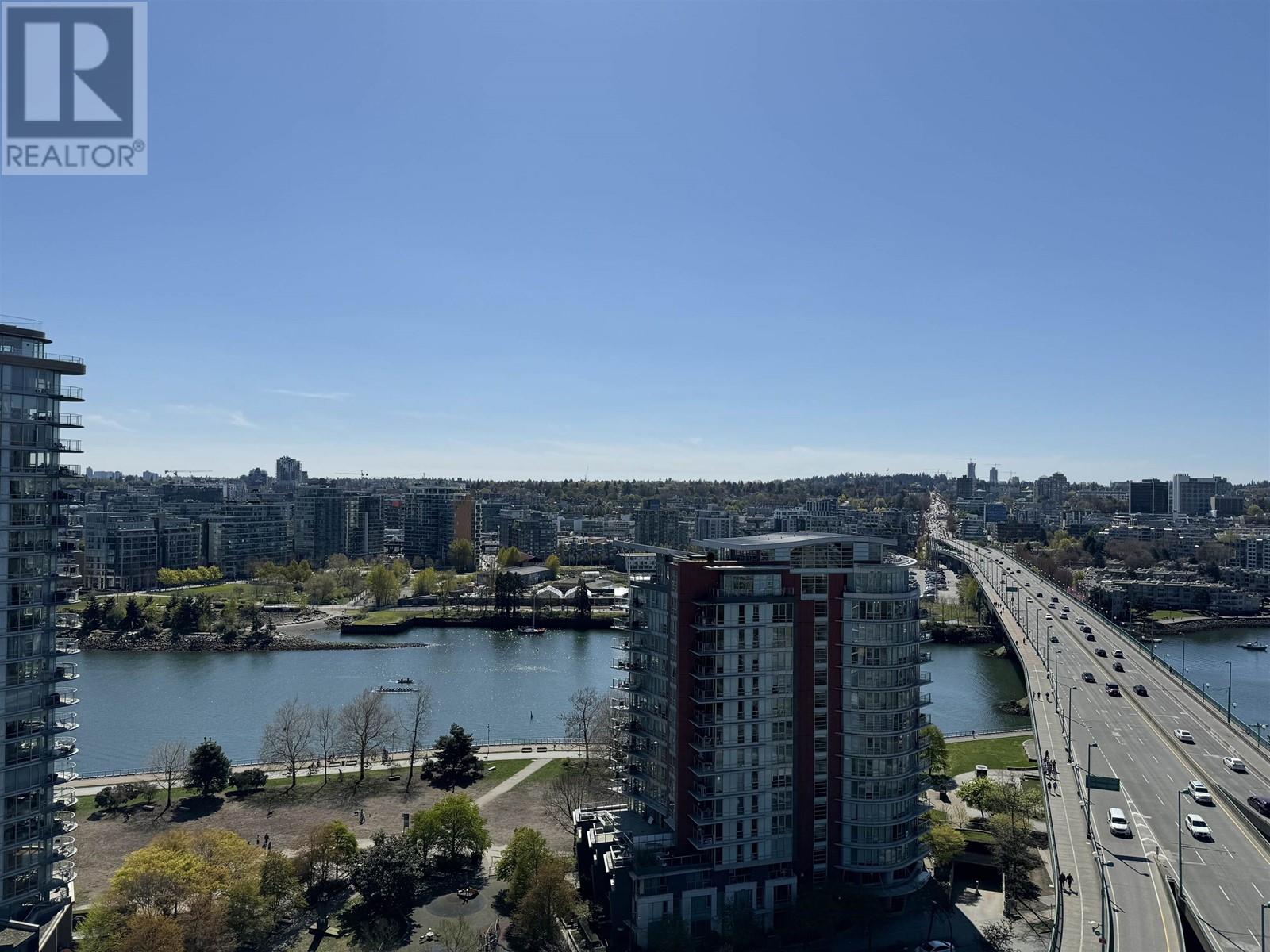 Listing Picture 15 of 20 : 1755 38 SMITHE STREET, Vancouver / 溫哥華 - 魯藝地產 Yvonne Lu Group - MLS Medallion Club Member