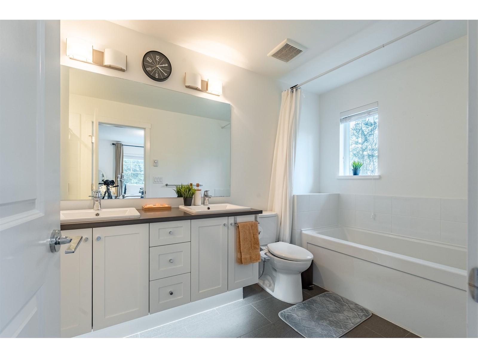 84 8168 136a Street, Surrey, British Columbia  V3W 2Z6 - Photo 15 - R2967376