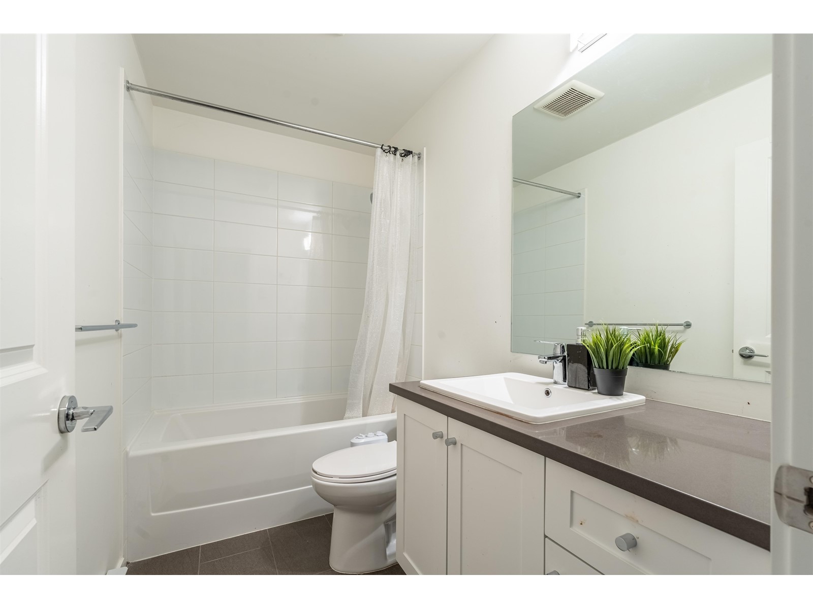 84 8168 136a Street, Surrey, British Columbia  V3W 2Z6 - Photo 14 - R2967376