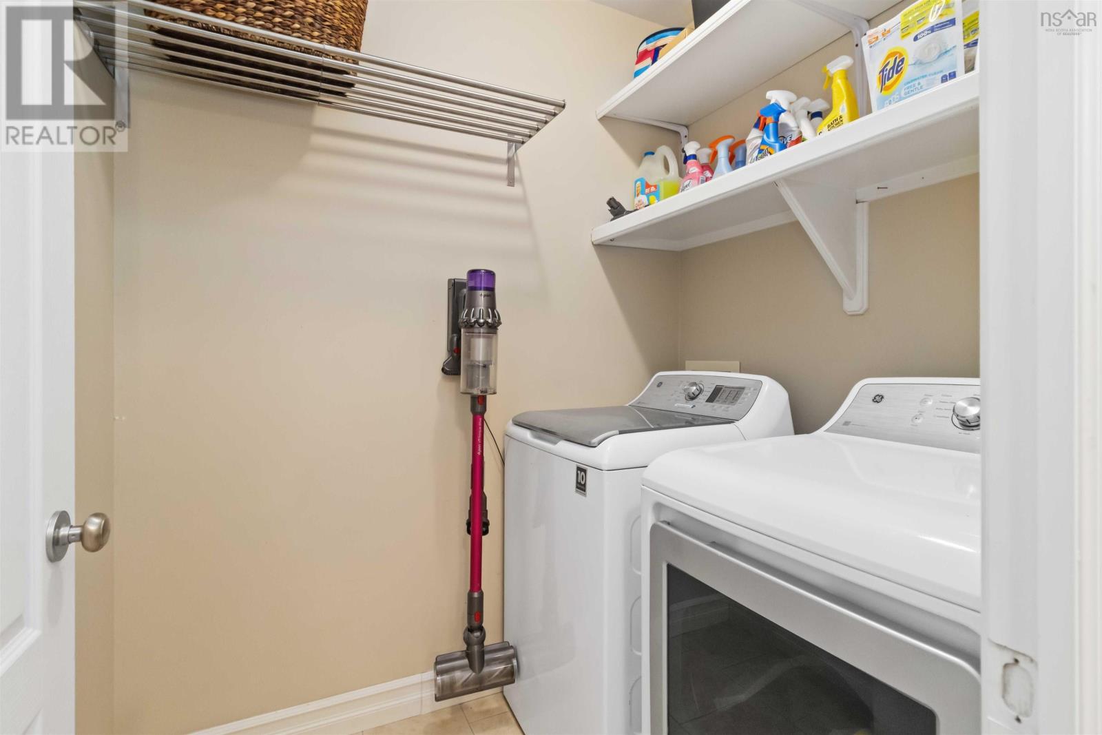 685 High Road, Fall River, Nova Scotia  B2T 1E8 - Photo 12 - 202502922