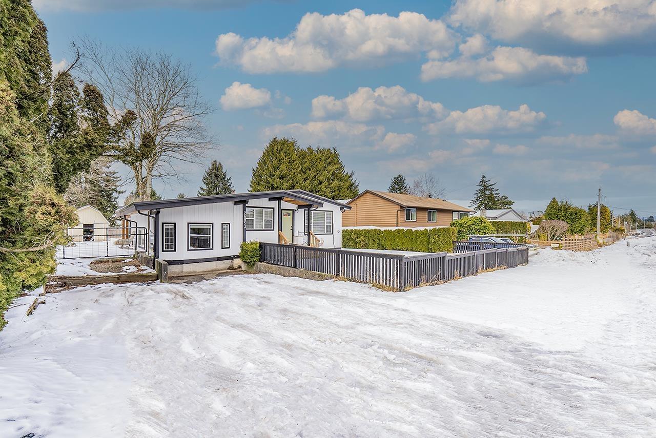 Property at 26953 28A AVENUE image 2