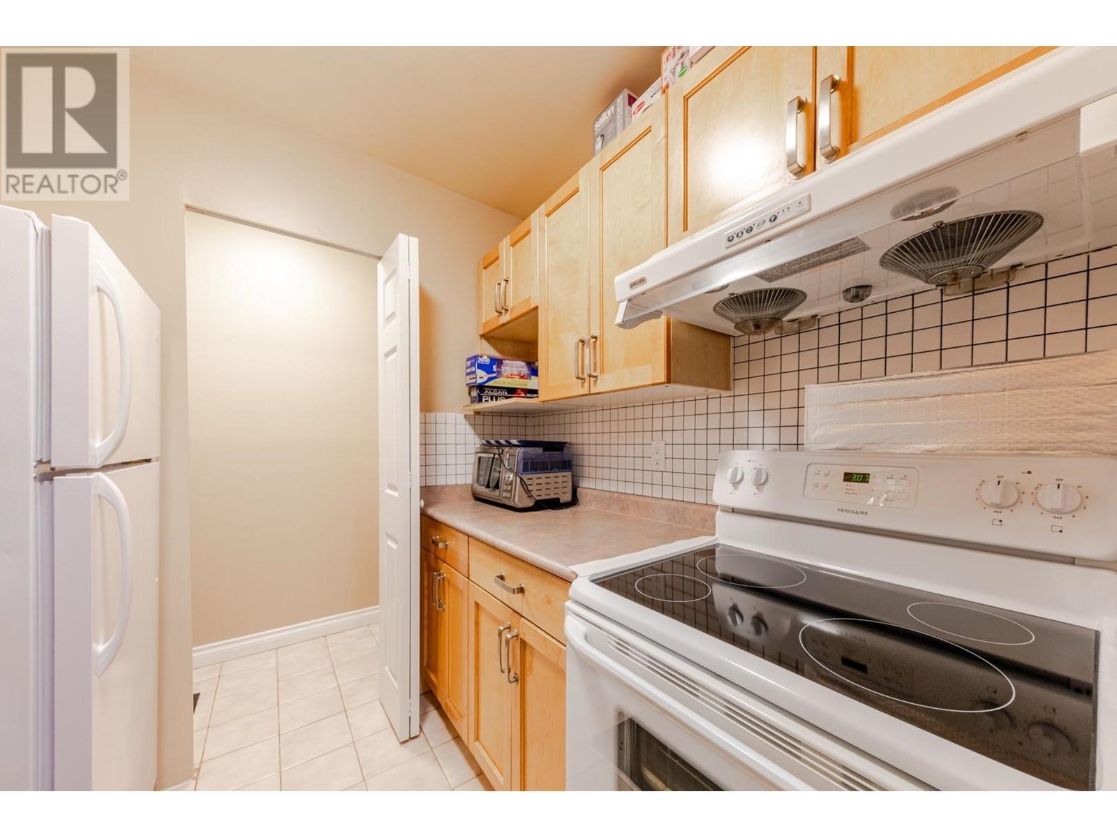 302 8870 Citation Drive, Richmond, British Columbia  V6Y 3A3 - Photo 19 - R2967573