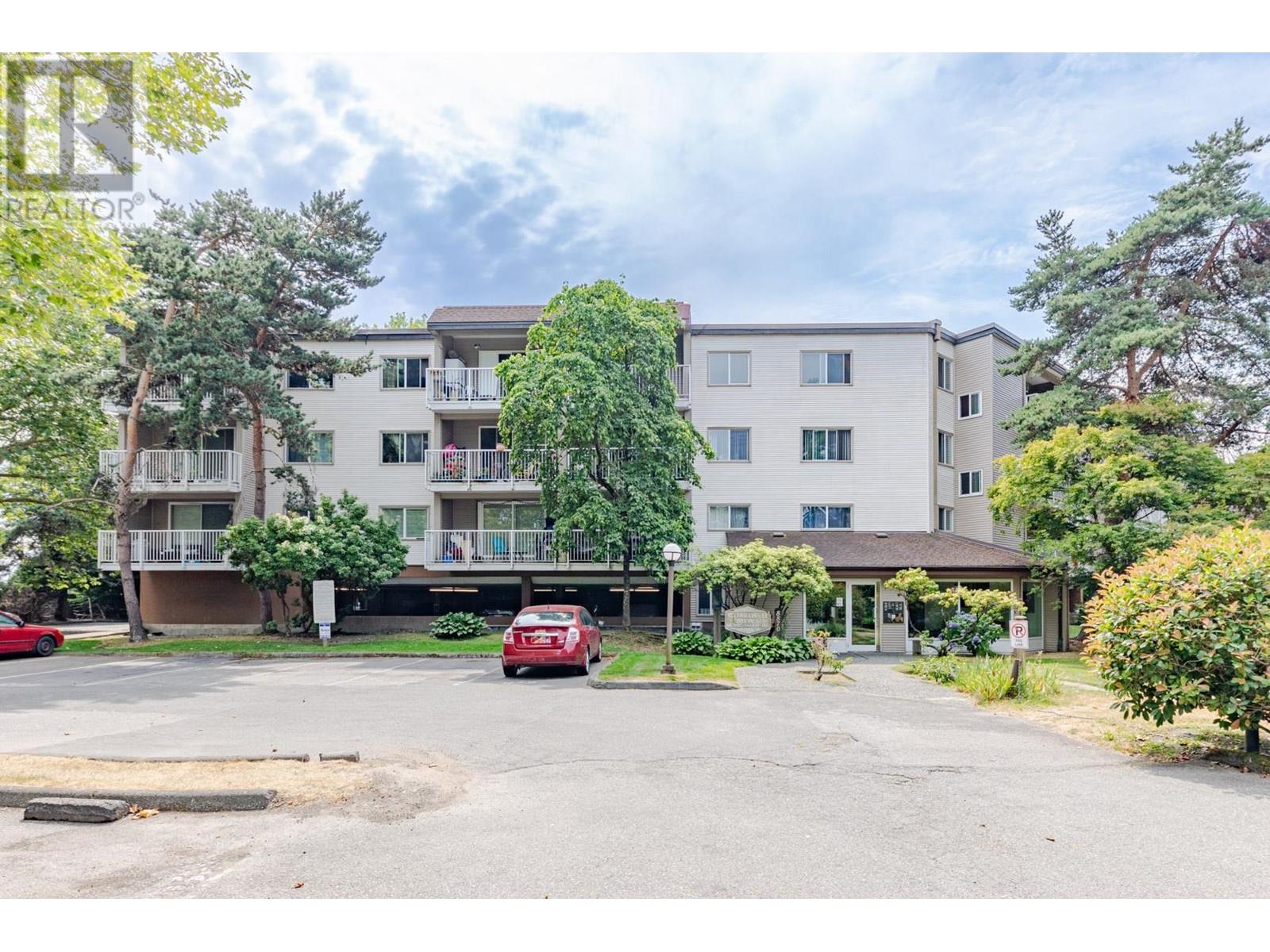 Property at 302 8870 CITATION DRIVE image 3