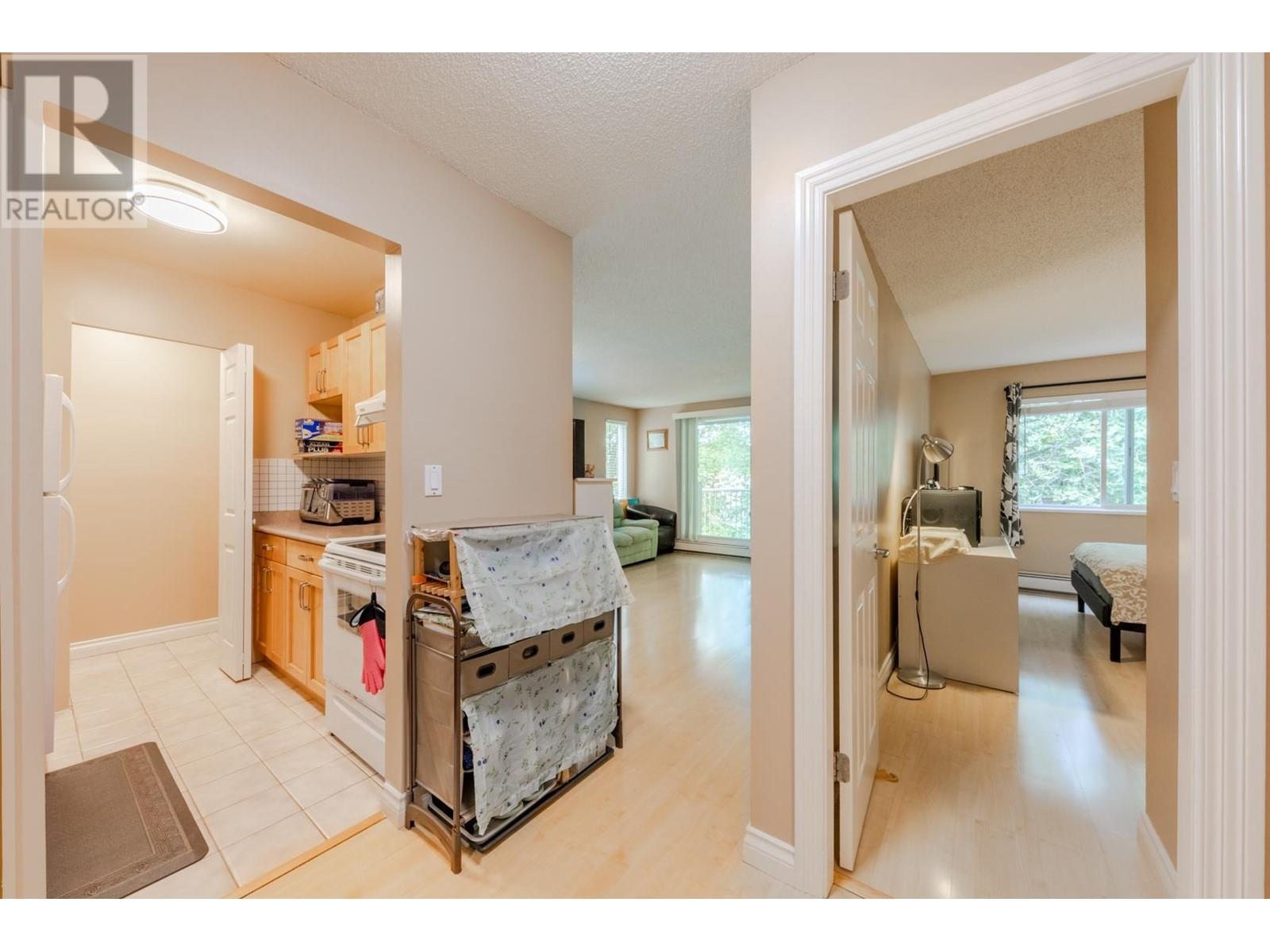 302 8870 Citation Drive, Richmond, British Columbia  V6Y 3A3 - Photo 8 - R2967573