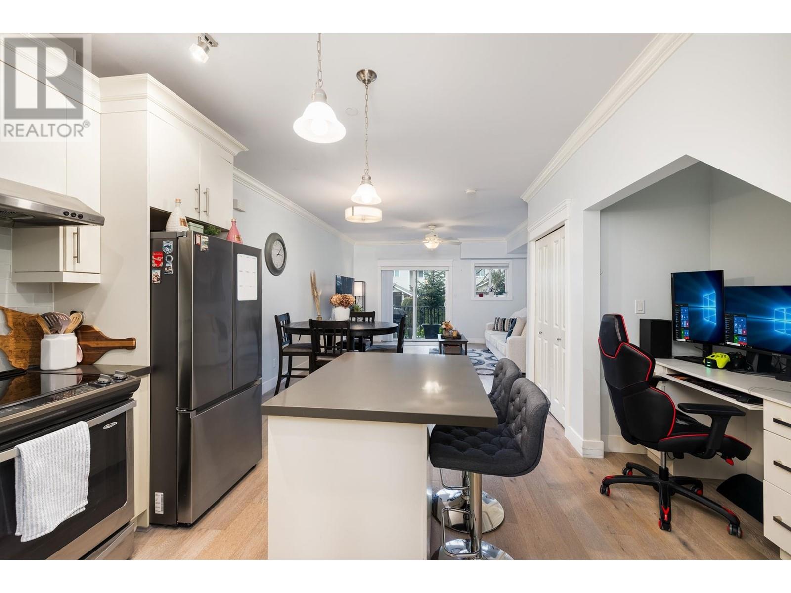 105 3488 Sefton Street, Port Coquitlam, British Columbia  V3B 3R2 - Photo 4 - R2969103